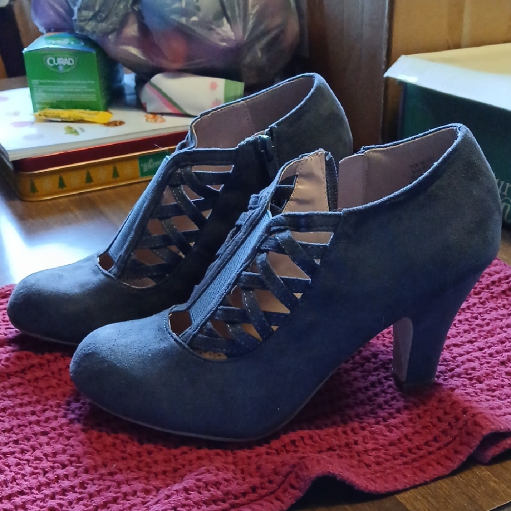 Elegant Blue Women's Heels